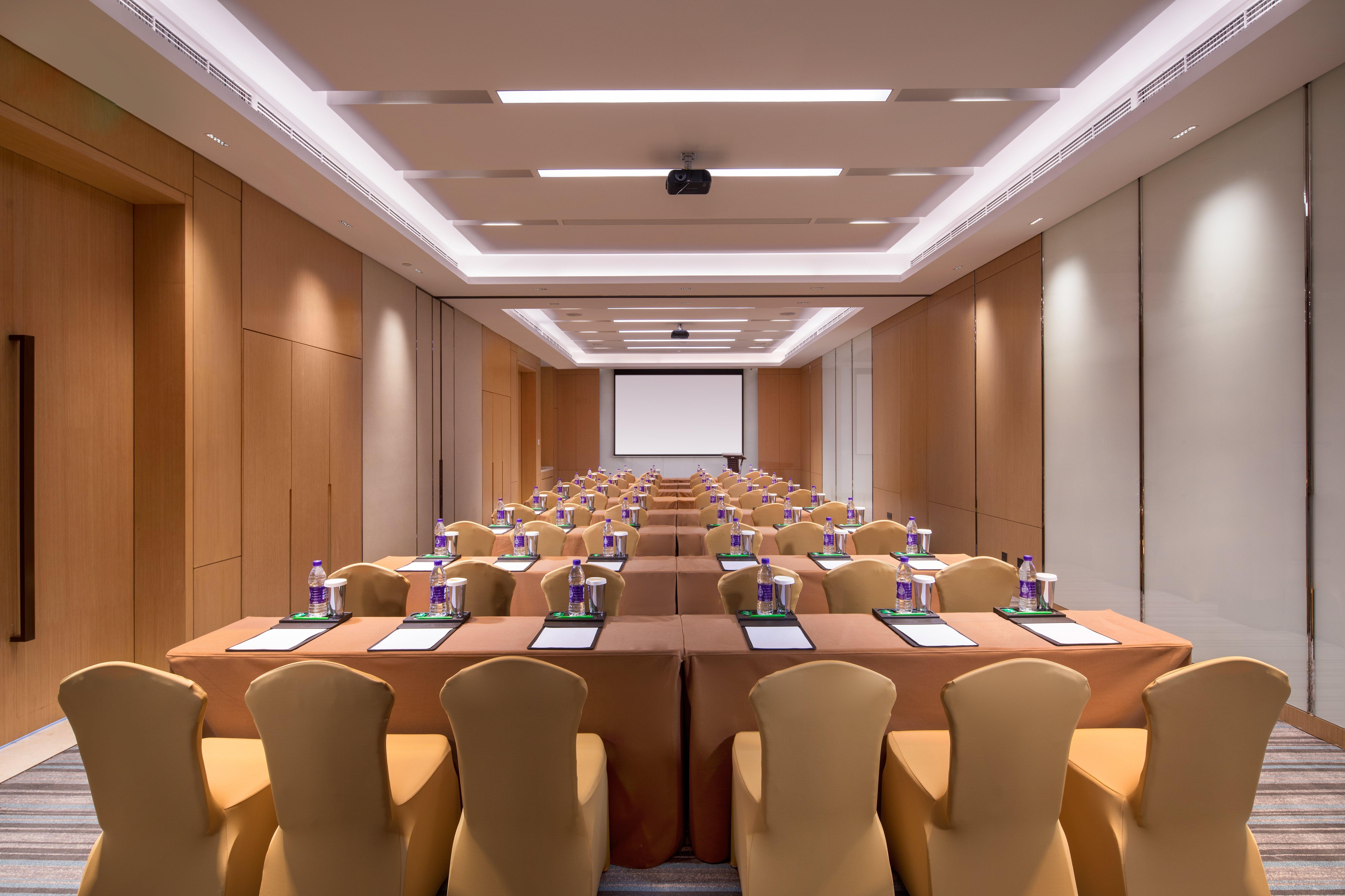 Holiday Inn Tianjin Xiqing By Ihg Exterior photo